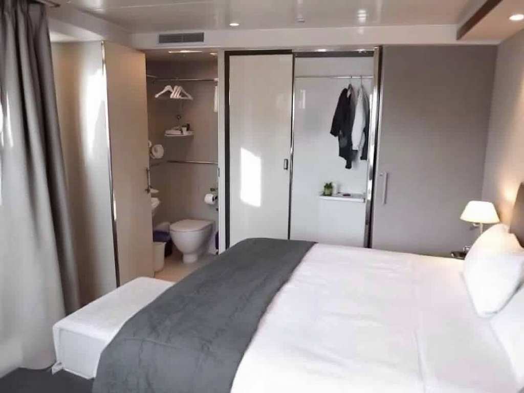 interior-view-of-a-royal-caribbean-oasis-class-inside-cabin-1776520892.png